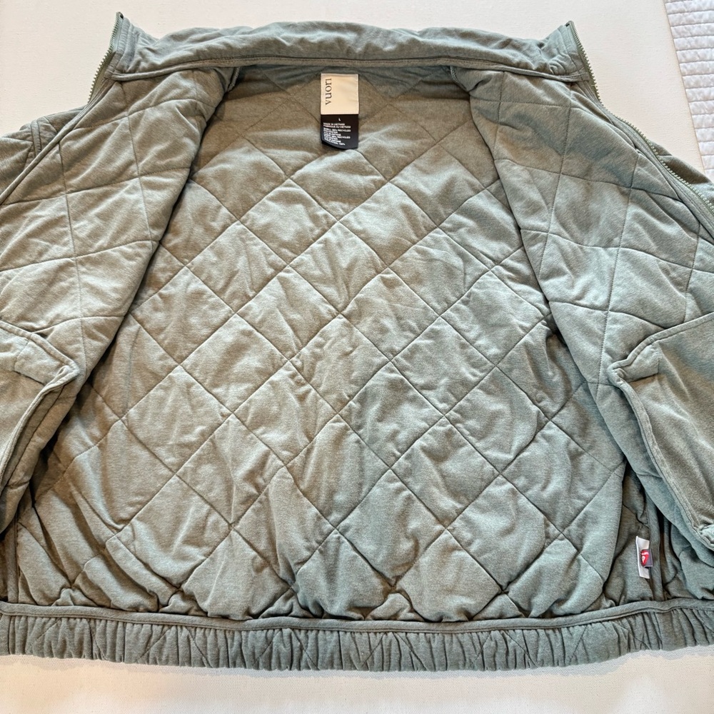 VUORI Halo Insulated Jacket Women’s Large Pistachio Green Quilted Primaloft - Picture 12 of 16